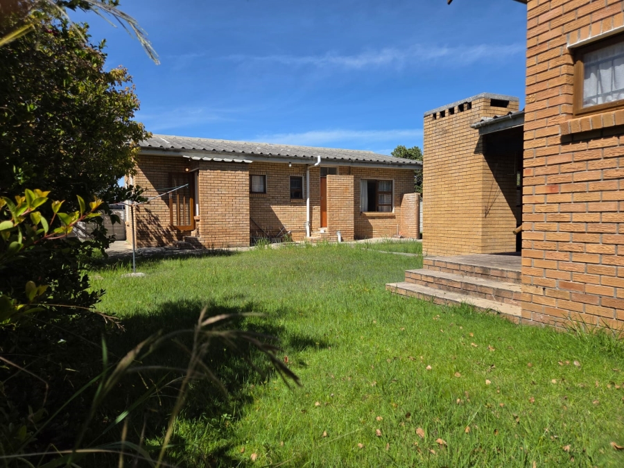 2 Bedroom Property for Sale in Kleinmond Western Cape